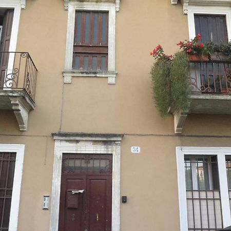 Apartment With Lovely Garden 维罗纳 外观 照片